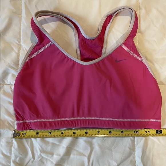Nike Pink Sports Bra - size M - Picture 1 of 3